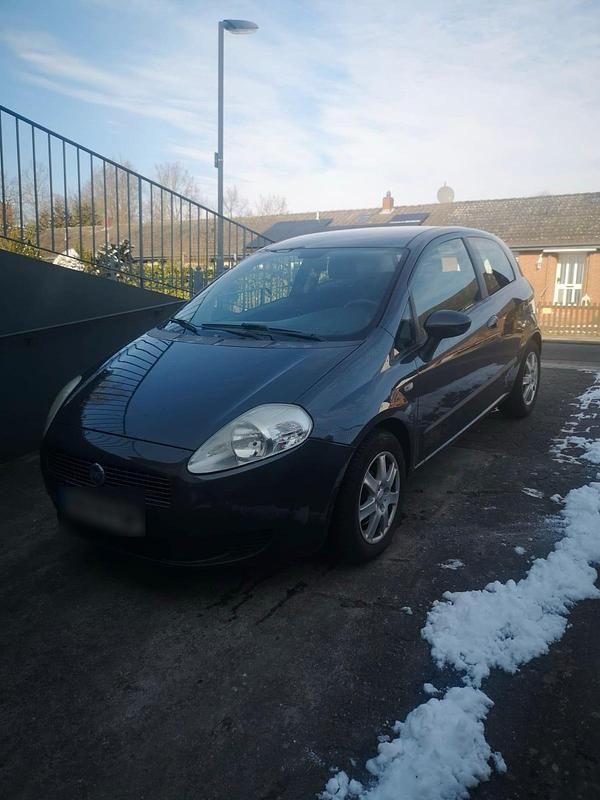 Gebraucht Fiat Grande Punto 90 PS (66 kW) 2007 Schwarz Kleinwagen