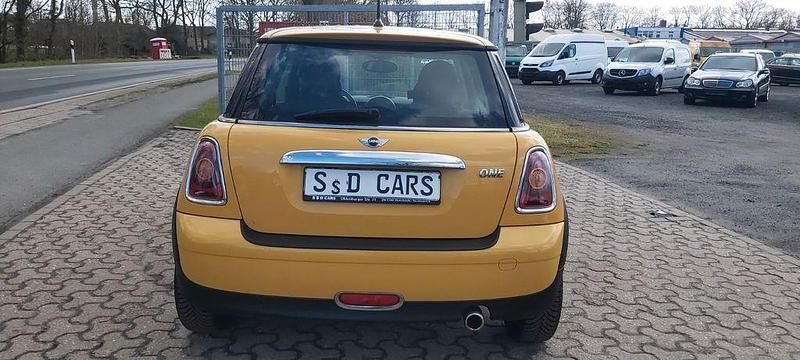 Gebraucht Mini ONE 95 PS (69 kW) 2008 Gelb Kleinwagen
