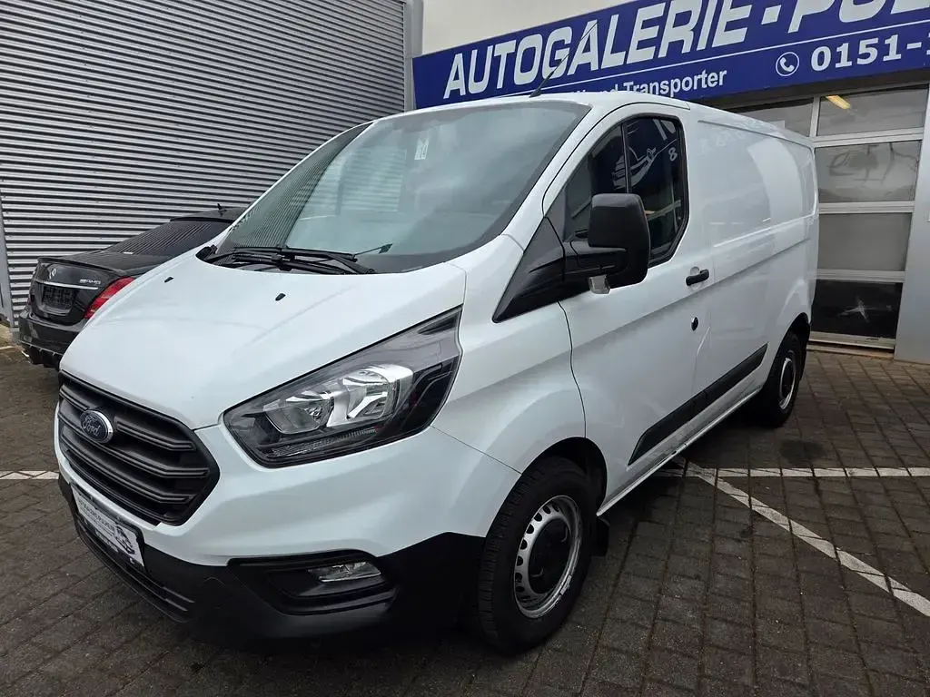Gebraucht Ford Transit Custom 105 PS (77 kW) 2019 Weiß Van / Kleinbus