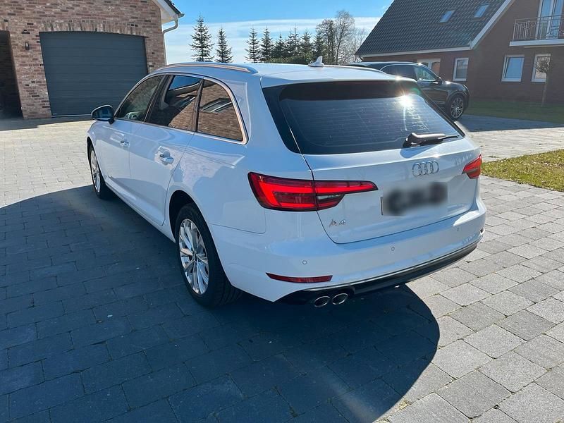 Gebraucht Audi A4 190 PS (139 kW) 2016 Weiß Kombi