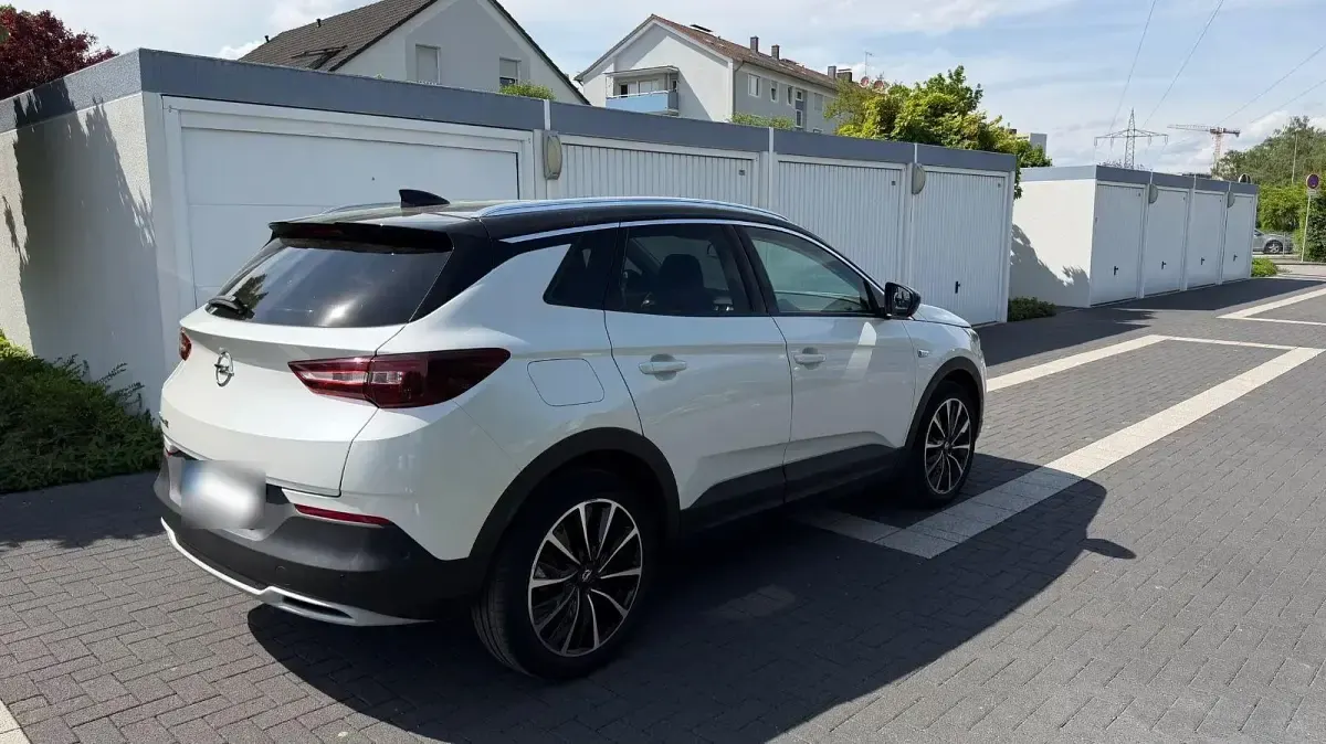 Gebraucht Opel Grandland X Ultimate 181 PS (133 kW) 2020 Weiß SUV