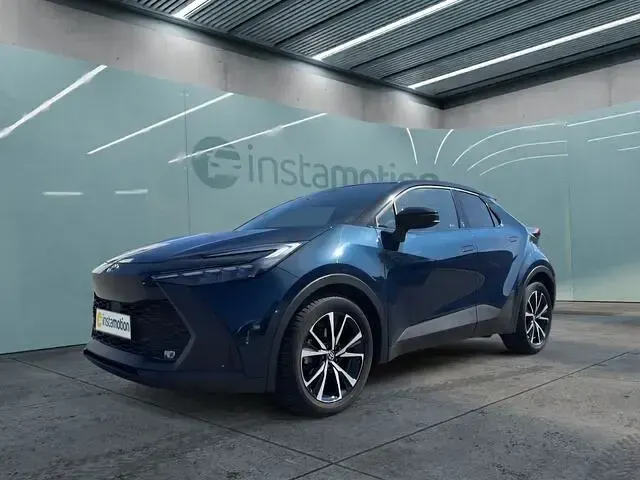 Gebraucht Toyota C-HR Team 140 PS (102 kW) 2024 Schwarz SUV
