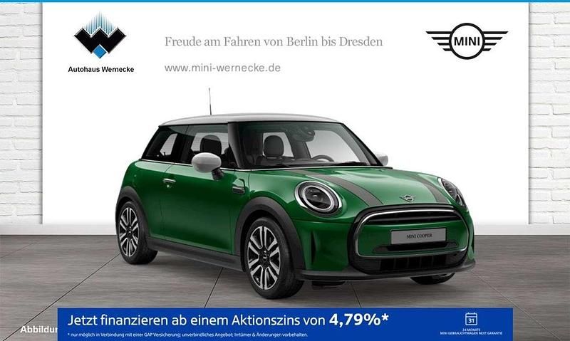 Gebraucht Mini Cooper Hatch 136 PS (100 kW) 2023 British racing green Kleinwagen