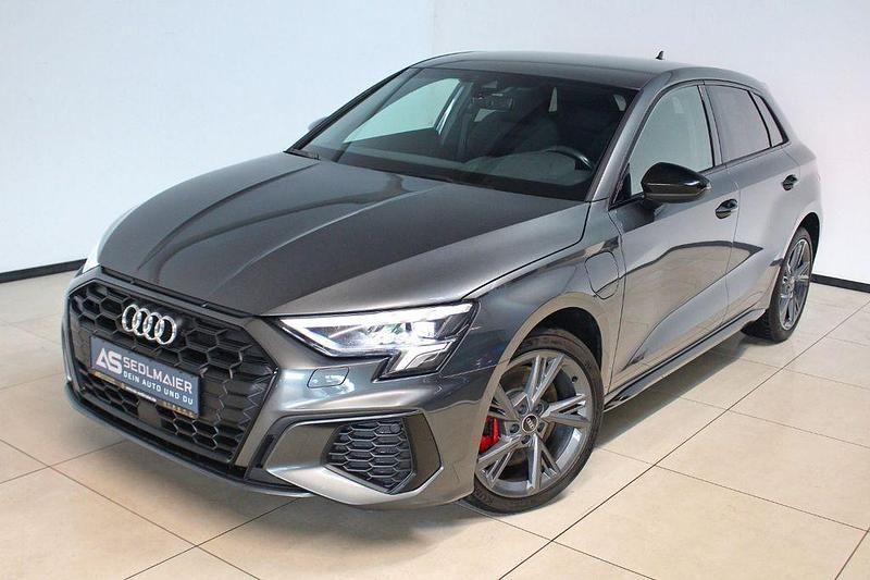 Gebraucht Audi A3 S-Line 245 PS (180 kW) 2022 Daytonagrau perleffekt Limousine