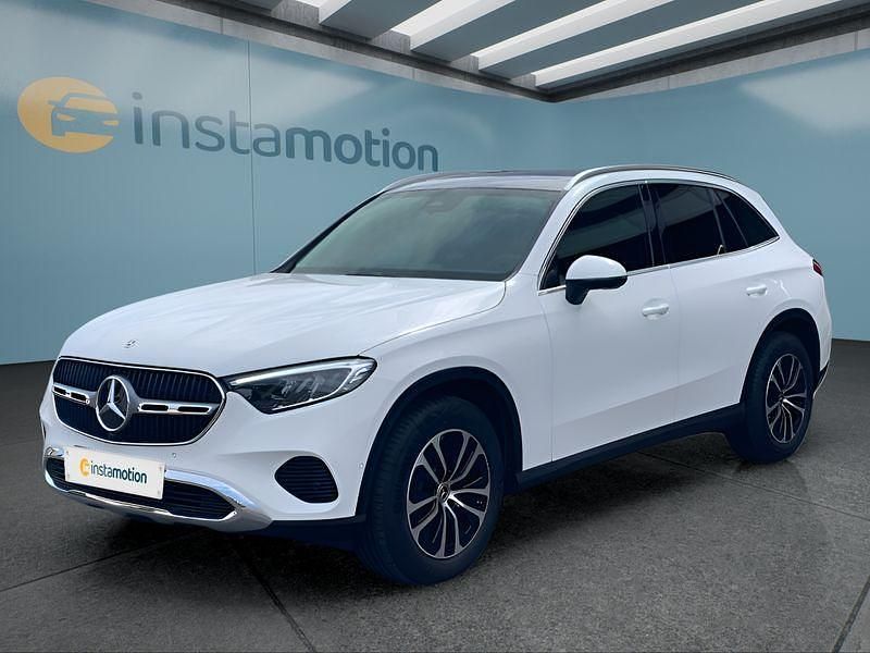Weiß Gebraucht 2024 Mercedes GLC200 SUV | 54.099 € (Etwas zu teuer) - Bild 1/4