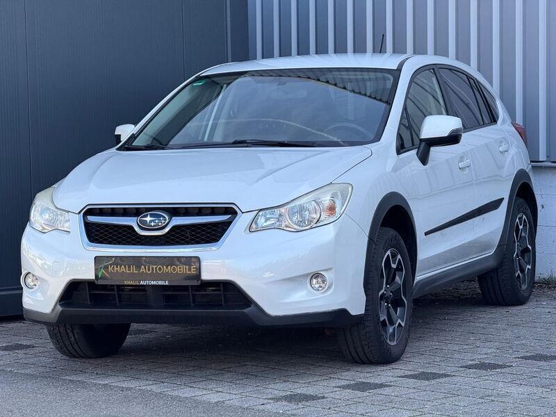 Weiß Gebraucht 2012 Subaru XV Comfort SUV | 8.480 € (Etwas zu teuer) - Bild 1/4