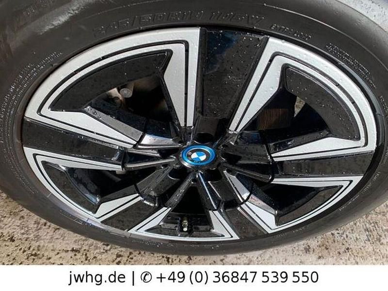 Gebraucht BMW iX3 M Sport 210 kW (286 PS) 2022 Schwarz SUV