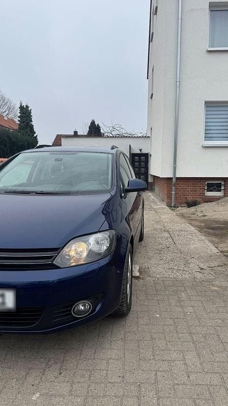 Gebraucht VW Golf VI Team 122 PS (89 kW) 2010 Blau Kleinwagen
