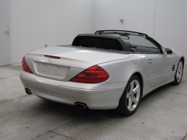Gebraucht Mercedes SL500 306 PS (225 kW) 2003 Silber metallic Cabrio