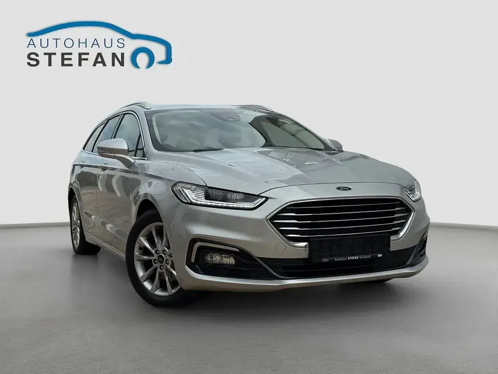 Gebraucht Ford Mondeo Titanium 150 PS (110 kW) 2020 Silber Limousine