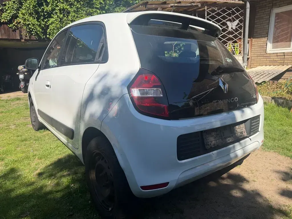 Używany Renault Twingo LIMITED 70 KM (51 kW) 2018 Biały Hatchback