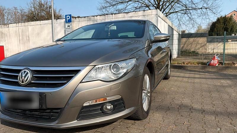 Gebraucht VW Passat 140 PS (102 kW) 2011 Braun Limousine