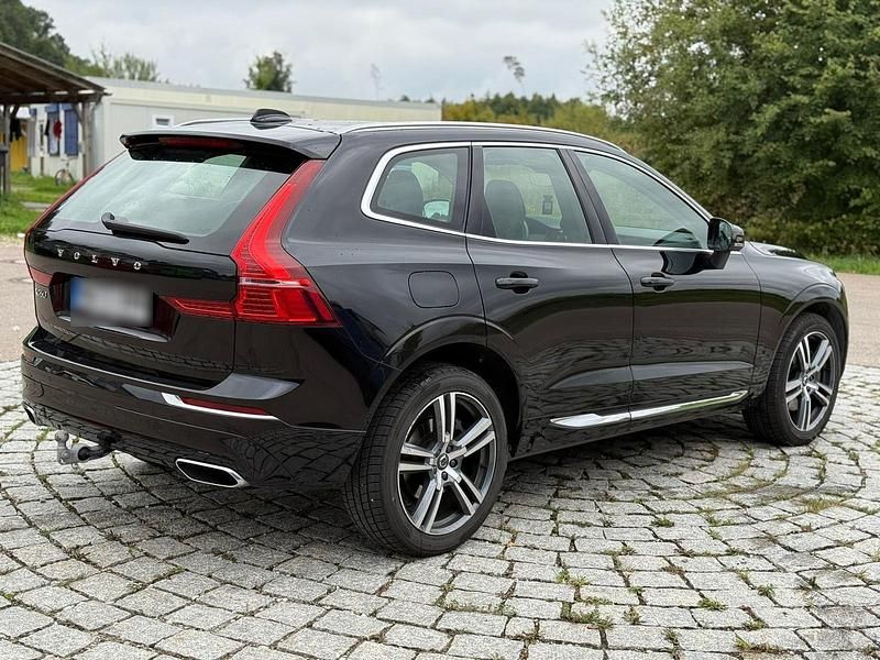 Gebraucht Volvo XC60 Inscription 235 PS (172 kW) 2021 Schwarz SUV