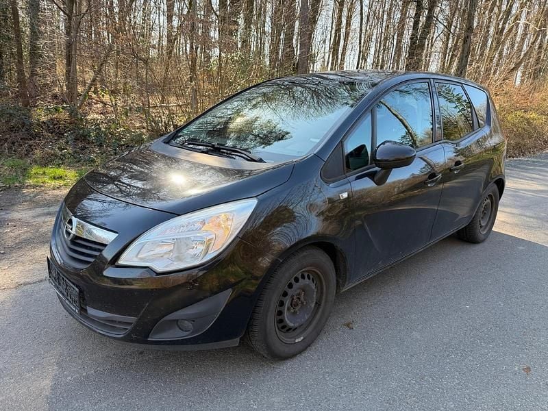 Second-hand Opel Meriva 110 CP (80 kW) 2011 Negru Monovolum