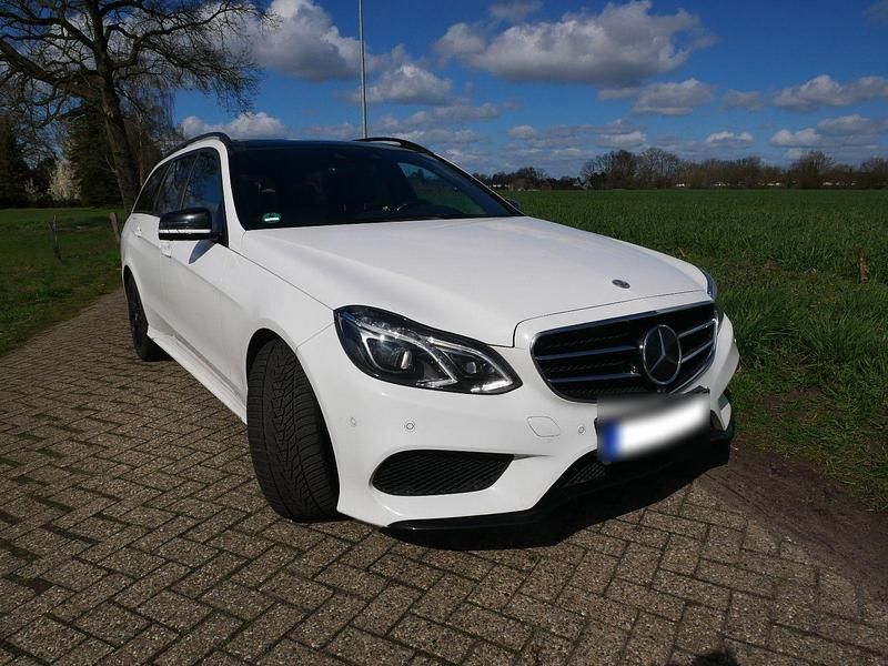 Gebraucht Mercedes E220 Edition 170 PS (125 kW) 2016 Weiß Kombi