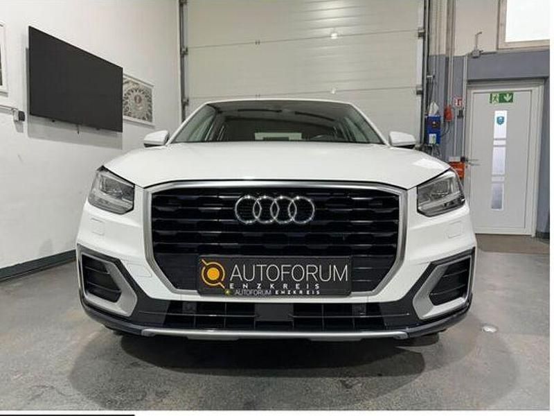 Gebraucht Audi Q2 Ambiente 150 PS (110 kW) 2017 Weiß SUV
