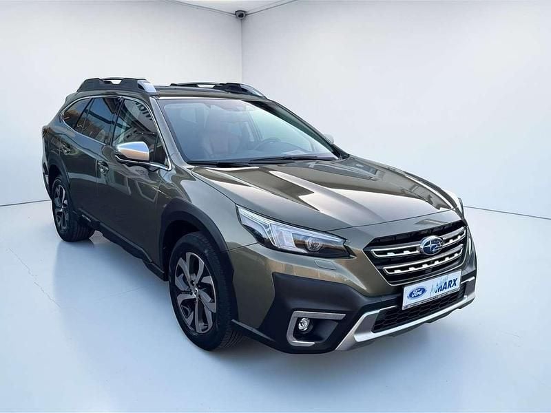 Gebraucht Subaru Outback Platinum 169 PS (124 kW) 2022 Autumn green Kombi