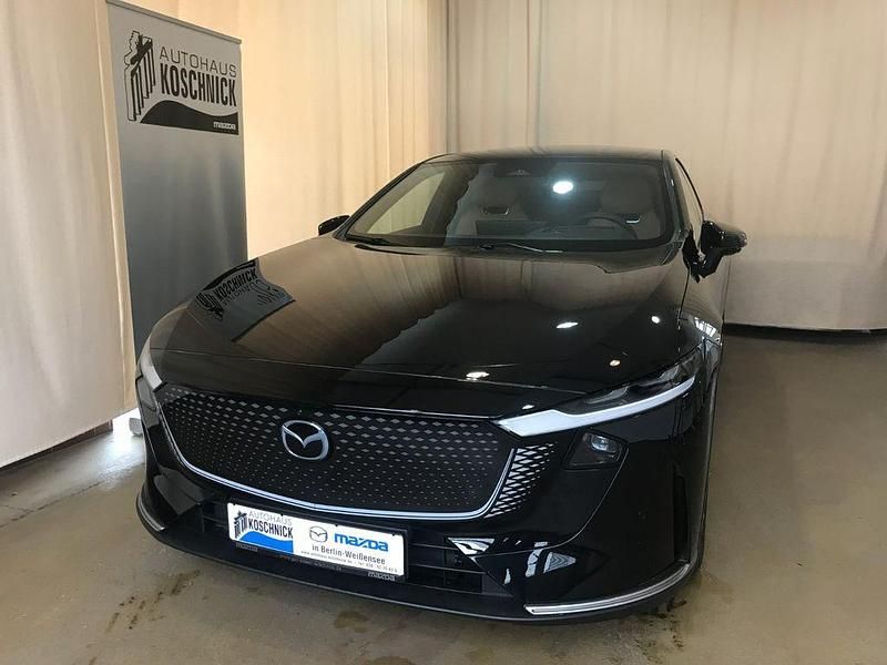 Neu Mazda 6e Takumi-Line 189 kW (258 PS) 2026 Jet black Limousine