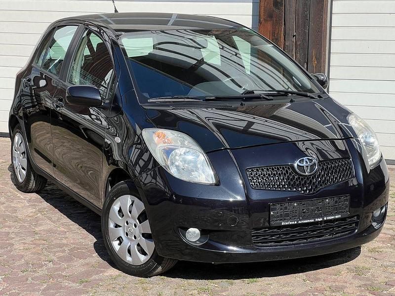 Schwarz Gebraucht 2007 Toyota Yaris Sol Limousine | 3.300 € - Bild 1/4