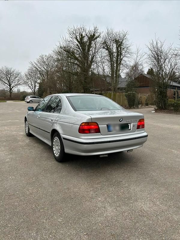 Usata BMW 525 143 CV (105 kW) 1999 Argento Berlina