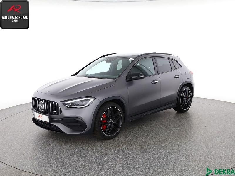 Grau Gebraucht 2022 Mercedes GLA35 AMG AMG SUV | 42.880 € (Guter Preis) - Bild 1/4