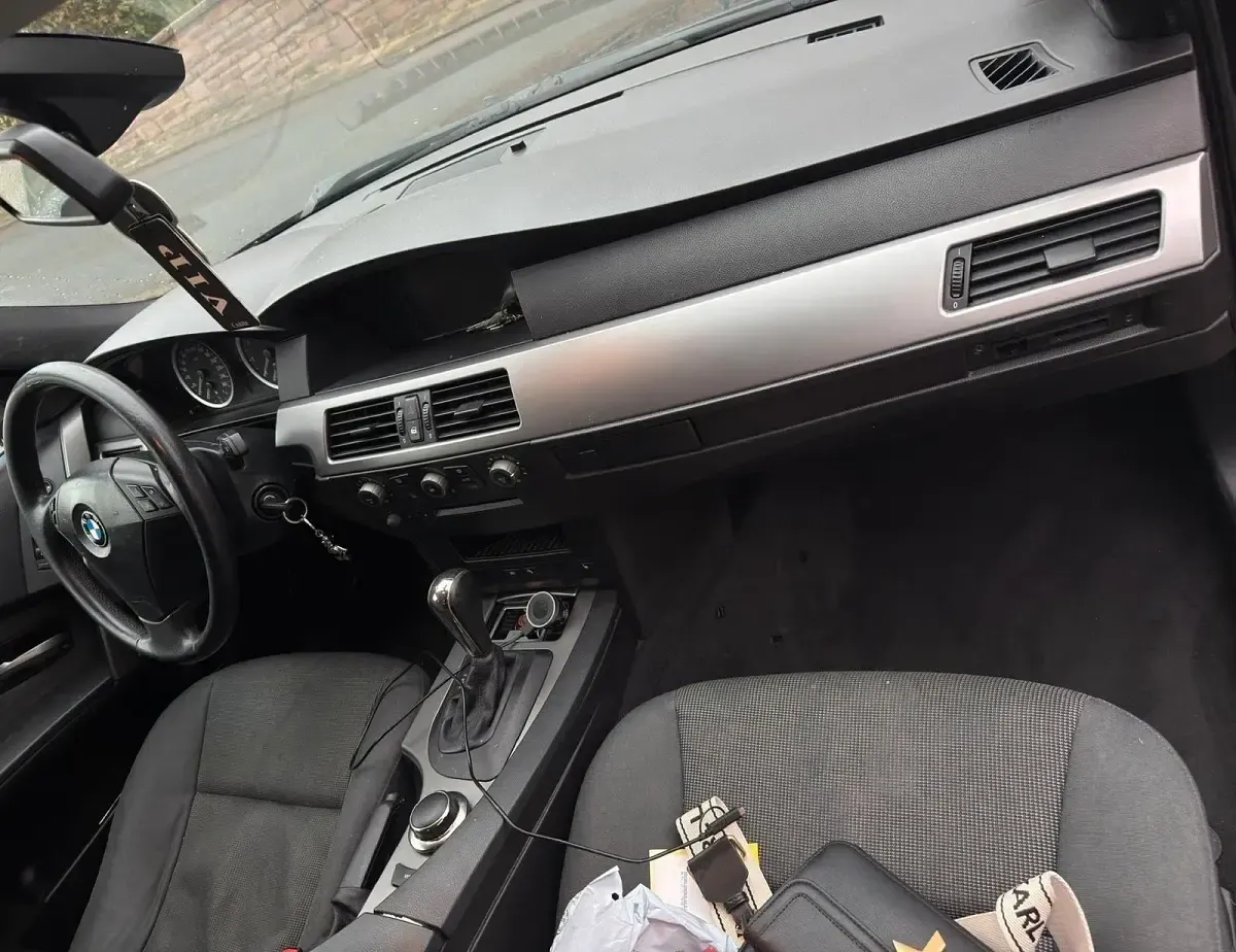 Gebraucht BMW 520 2003 Schwarz Limousine
