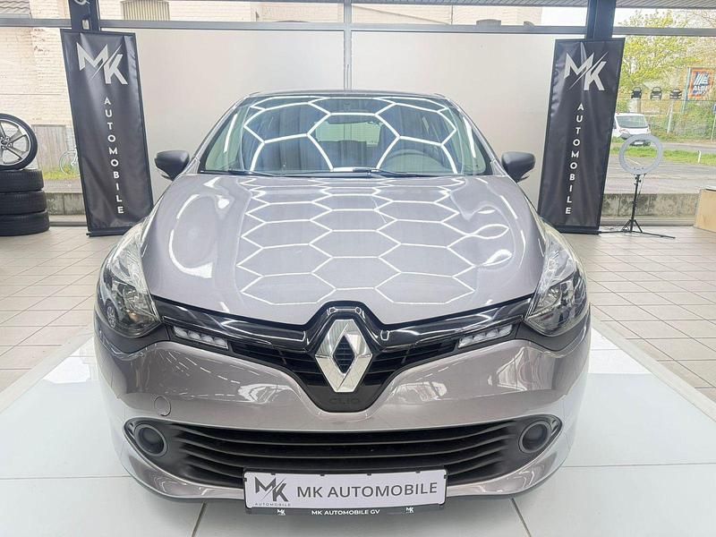 Second-hand Renault Clio IV Expression 73 CP (53 kW) 2015 Gri Hatchback