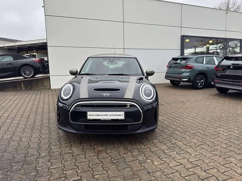 Gebraucht Mini Cooper SE 135 kW (184 PS) 2023 Schwarz Kleinwagen