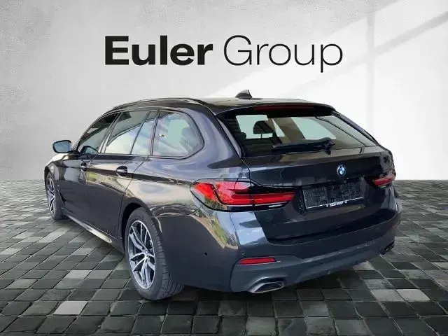 Gebraucht BMW 540 Performance 340 PS (250 kW) 2023 Sophistograu Kombi