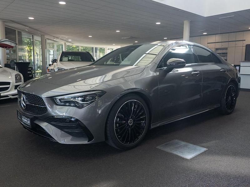 Gebraucht Mercedes CLA200 AMG 163 PS (119 kW) 2024 Grau Coupé