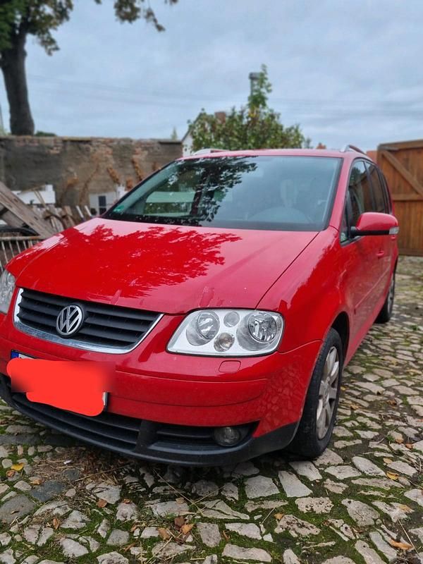Rot Gebraucht 2003 VW Touran Highline Van / Kleinbus | 2.300 € (Fairer Preis) - Bild 1/4