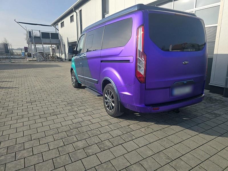 Gebraucht Ford Tourneo 185 PS (136 kW) 2021 Blau Van / Kleinbus