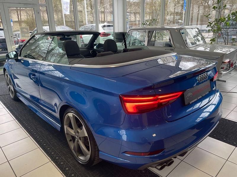Gebraucht Audi A3 Cabriolet S-Line 190 PS (139 kW) 2019 Blau Cabrio