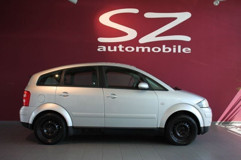 Silber Gebraucht 2004 Audi A2 Kleinwagen | 2.250 € (Superpreis) - Bild 1/4