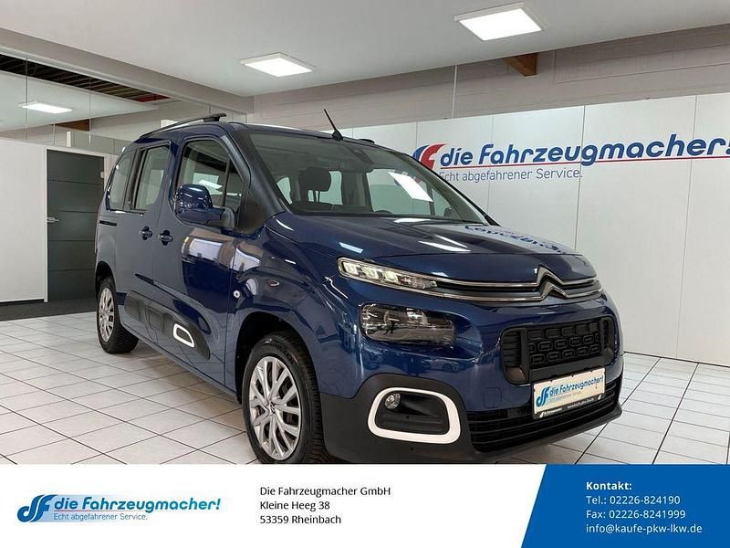 Blau Gebraucht 2019 Citroën Berlingo Feel Van / Kleinbus | 7.988 € (Superpreis) - Bild 1/4
