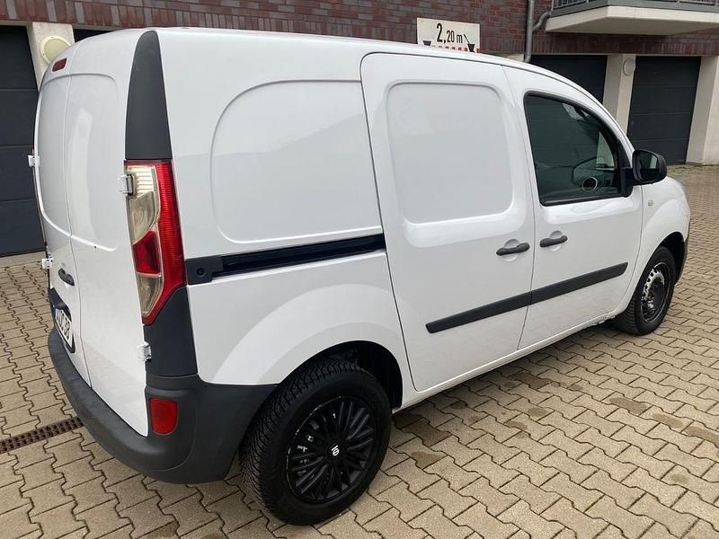 Gebraucht Renault Kangoo LIMITED 95 PS (69 kW) 2015 Weiß Van / Kleinbus
