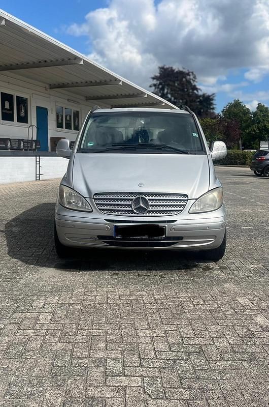 Grau Gebraucht 2008 Mercedes Vito Van / Kleinbus | 4.500 € (Superpreis) - Bild 1/4