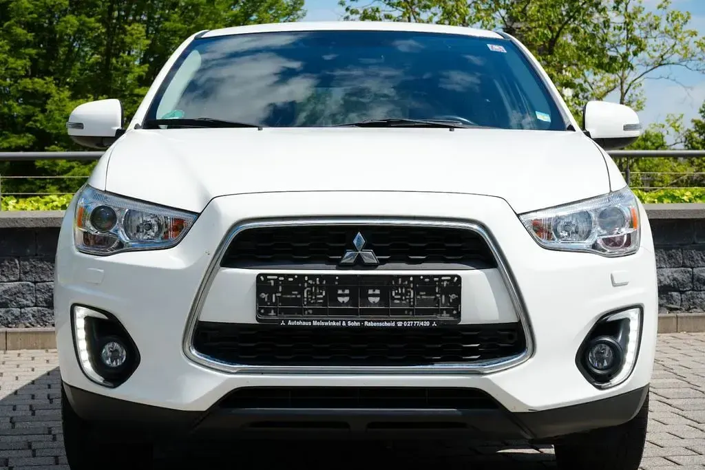 Gebraucht Mitsubishi ASX Comfort Edition 117 PS (86 kW) 2014 Weiß SUV
