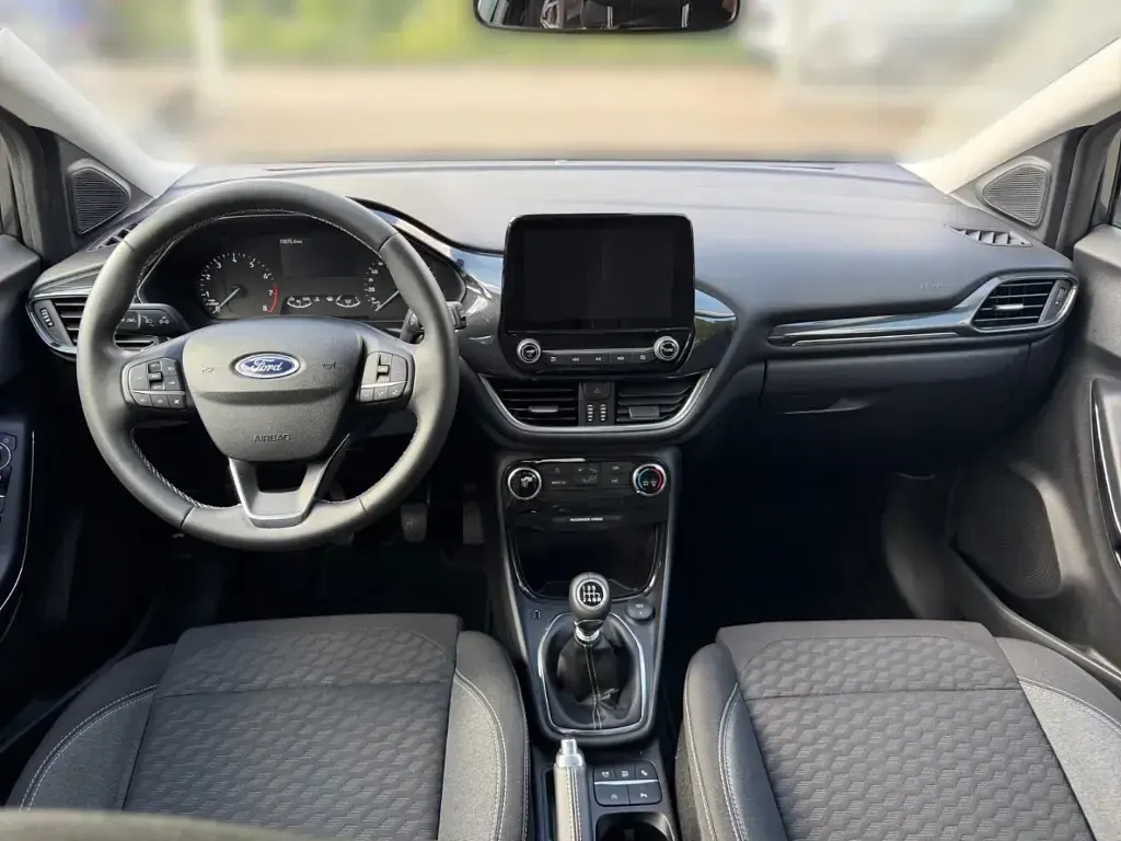 Gebraucht Ford Puma Titanium 125 PS (91 kW) 2022 Grau SUV