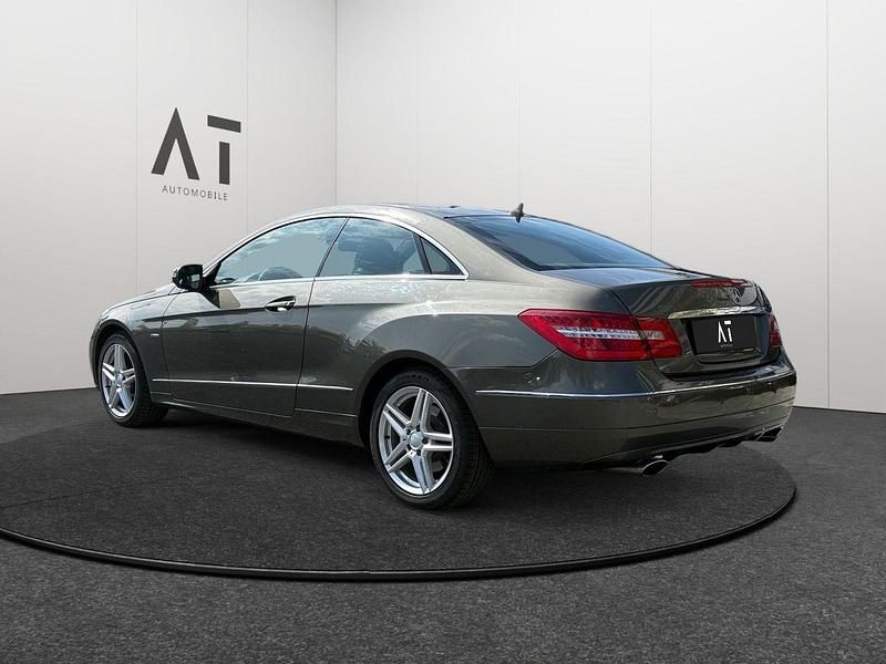Gebraucht Mercedes E350 231 PS (169 kW) 2009 Grau Coupé