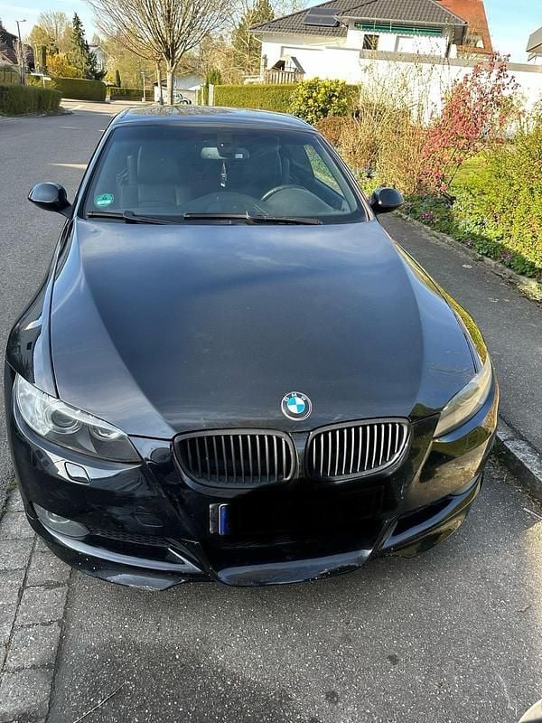 Schwarz Gebraucht 2009 BMW 320 Cabriolet Cabrio | 6.000 € (Guter Preis) - Bild 1/4