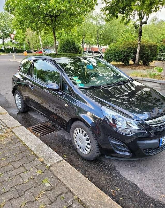 Gebraucht Opel Corsa Edition 69 PS (50 kW) 2014 Kleinwagen