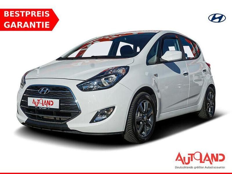 Gebraucht Hyundai ix20 Basis 90 PS (66 kW) 2016 Weiß Kleinwagen