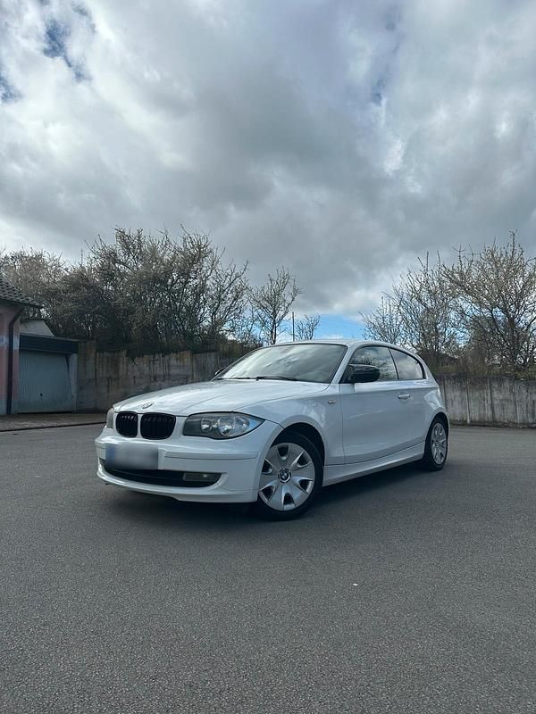 Second-hand BMW 118 143 CP (105 kW) 2010 Alb Hatchback