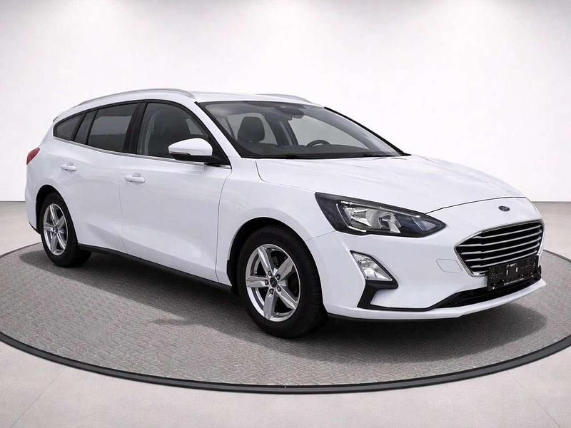 Używany Ford Focus 120 KM (88 kW) 2019 Biały Kombi