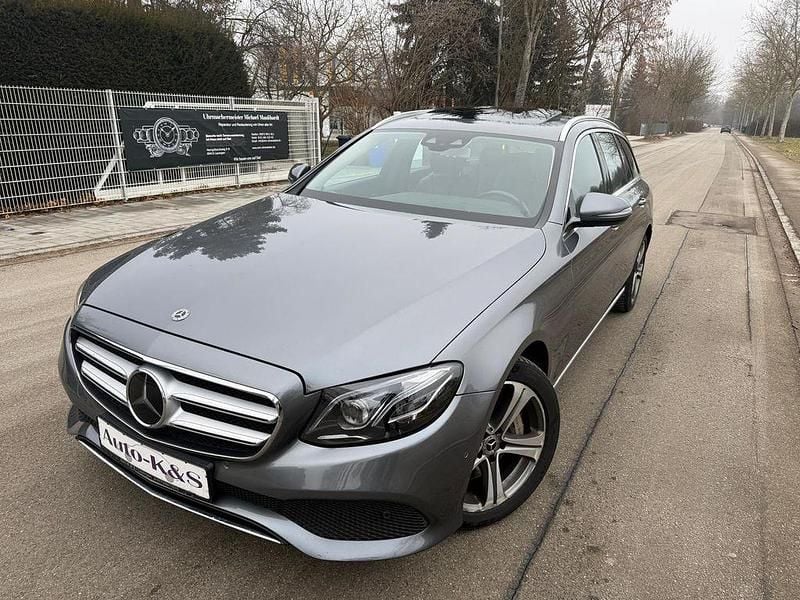 Gebraucht Mercedes E400 333 PS (244 kW) 2017 Selenitgrau Kombi