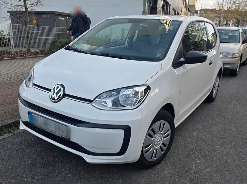 Gebraucht VW up! 68 PS (50 kW) 2018 Weiß Kleinwagen