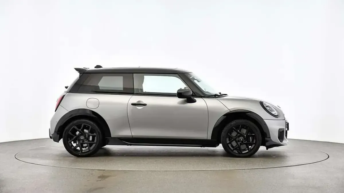 Gebraucht Mini John Cooper Works 204 PS (150 kW) 2024 Grau Kleinwagen
