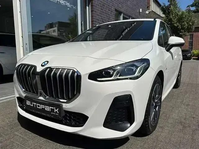 Gebraucht BMW 218 M Sport 136 PS (100 kW) 2025 Alpinweiss iii Coupé