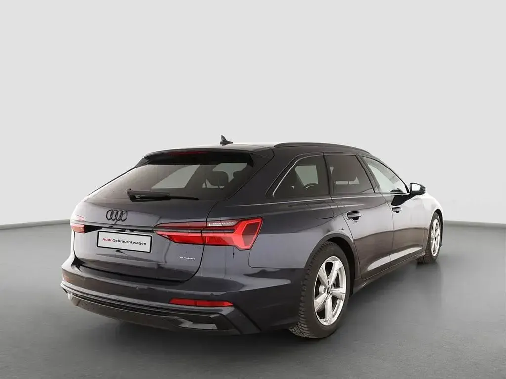 Gebraucht Audi A6 S-Line 299 PS (219 kW) 2025 Blau Kombi